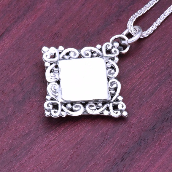925 Ornate Sterling Silver Pendant - Picture 3 of 3